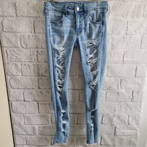 American Eagle Light Wash Distressed Jeggings SZ 6